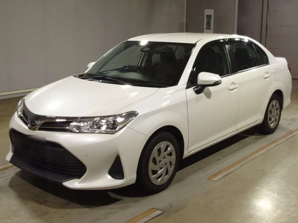 Toyota Corolla Axio NRE161 2018